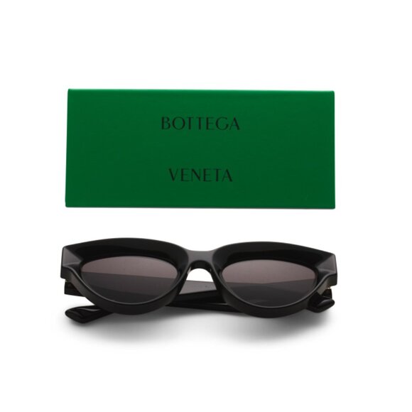 BOTTEGA VENETA Black 53mm Sunglasses - Picture 1 of 2